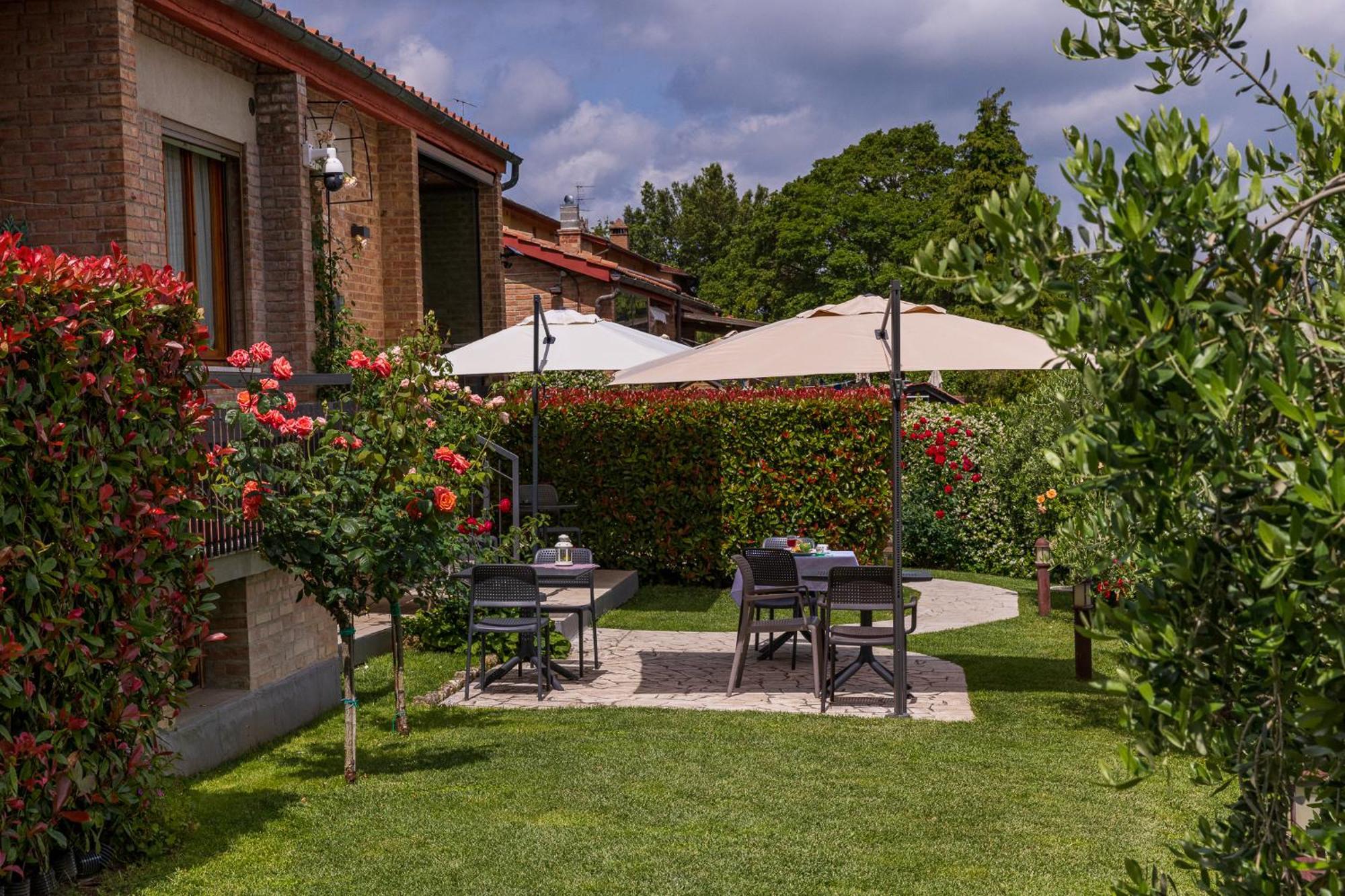 B&B La Cornice Σαν Τζιμινιάνο Εξωτερικό φωτογραφία
