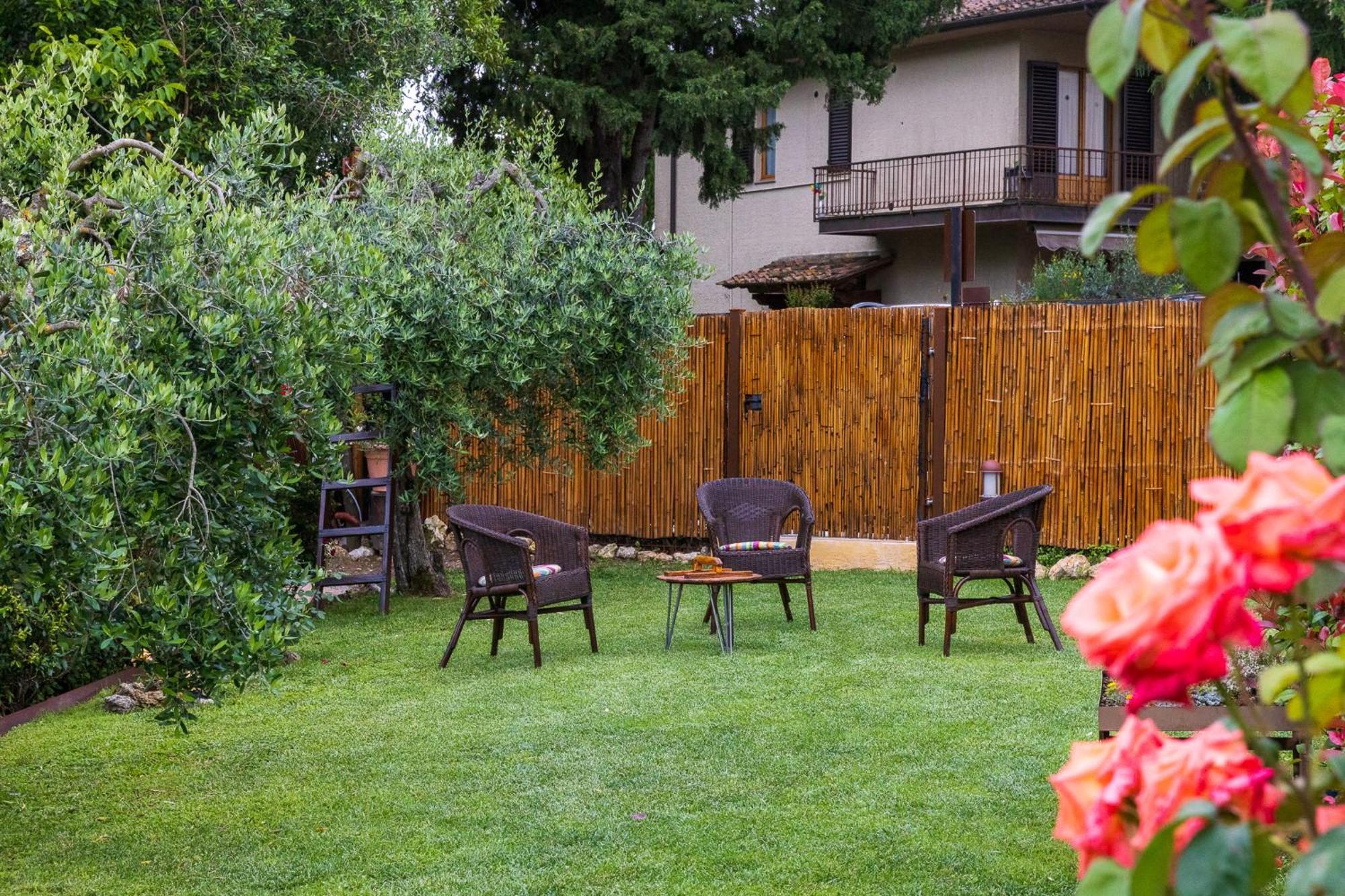 B&B La Cornice Σαν Τζιμινιάνο Εξωτερικό φωτογραφία