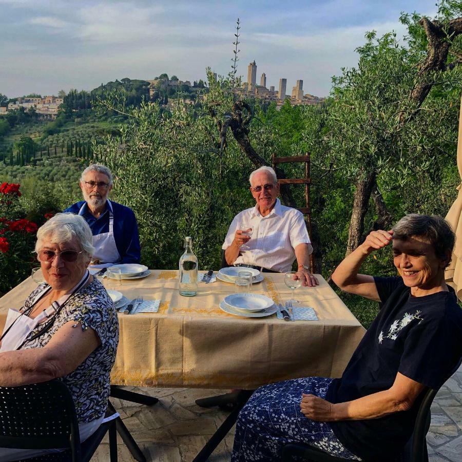 B&B La Cornice Σαν Τζιμινιάνο Εξωτερικό φωτογραφία